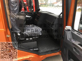 陕汽德龙X3000中长平顶D型驾驶室总成富贵橙